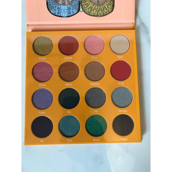 Juvia's Place The Magic Mini Eyeshadow Palette - Picture 5 of 6